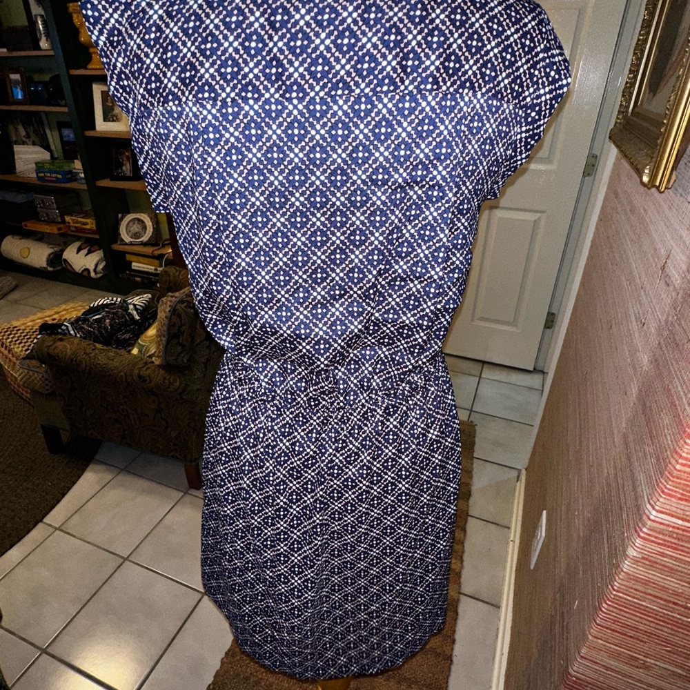 Loft dress - Picture 2 of 4